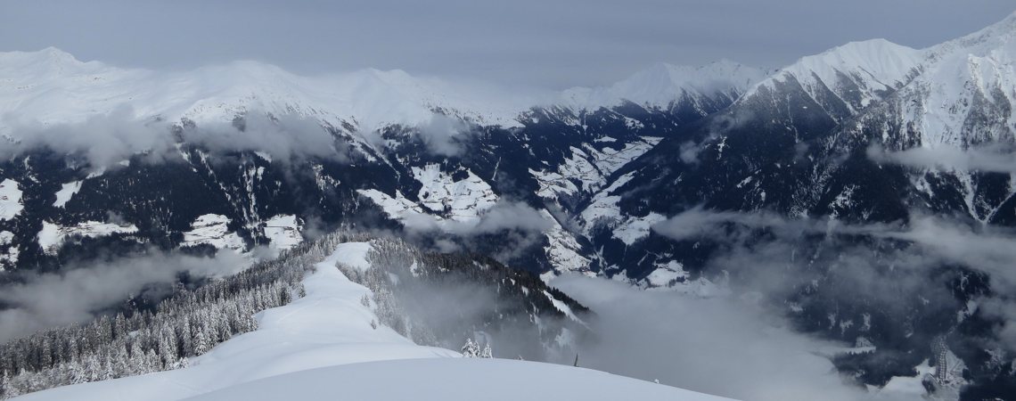 Schnee / Bergerlebnis-Südtirol